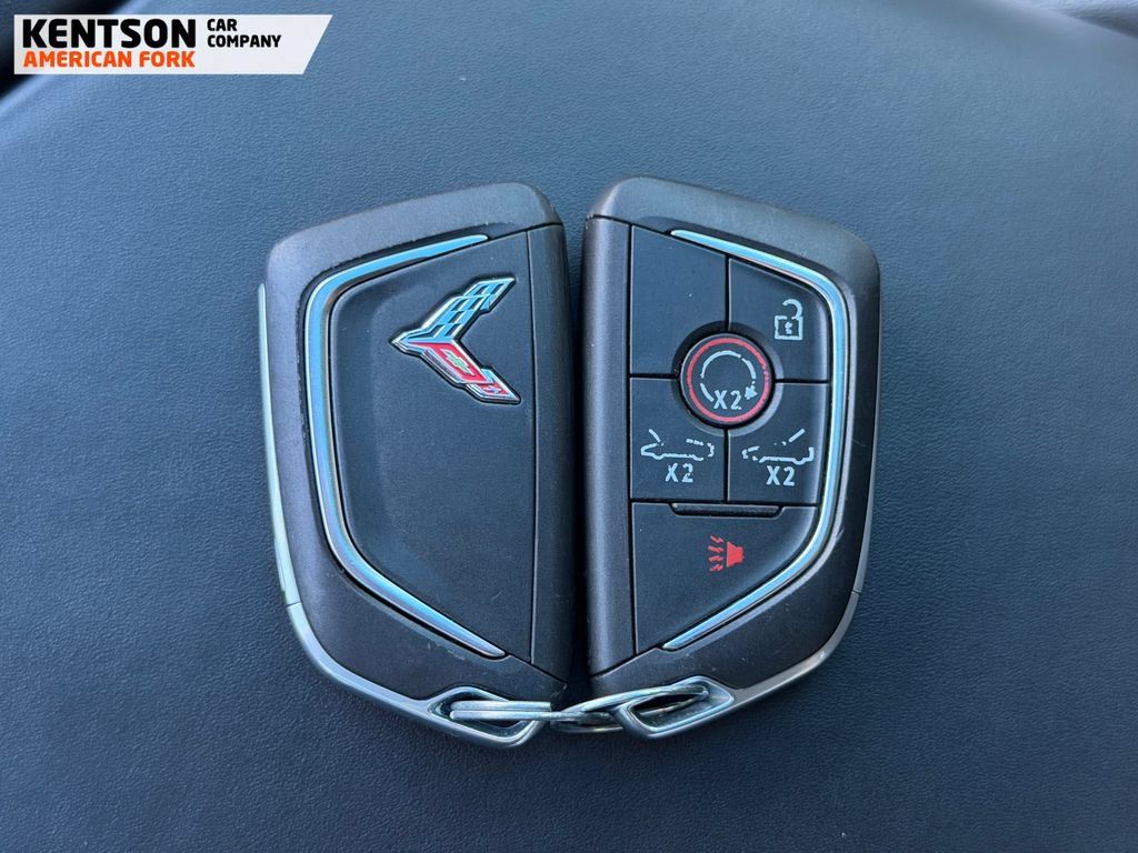 Used 2020 Chevrolet Corvette Stingray Premium Cpe w/ 3LT Preferred Equipment Group RWD image 36