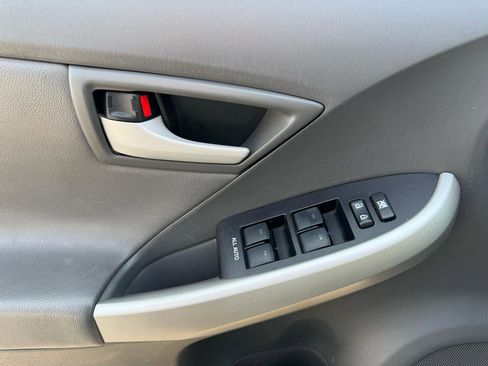 Used 2010 Toyota Prius Five image 29