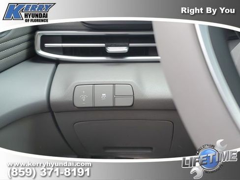 New 2026 Hyundai Elantra Sport FWD image 21