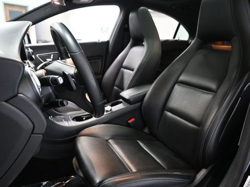 Used 2018 Mercedes-Benz CLA 250 250 4MATIC image 10