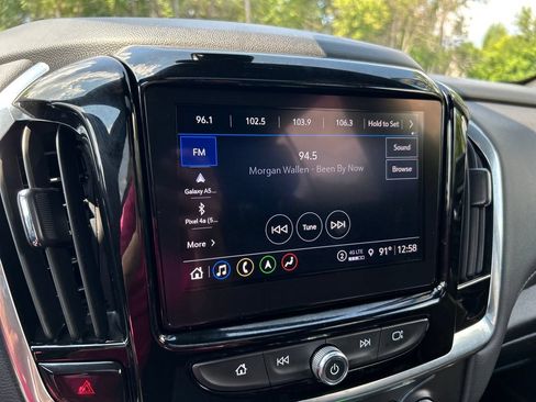 Used 2023 Chevrolet Traverse RS w/ LPO, Floor Liner Package AWD/4WD image 29