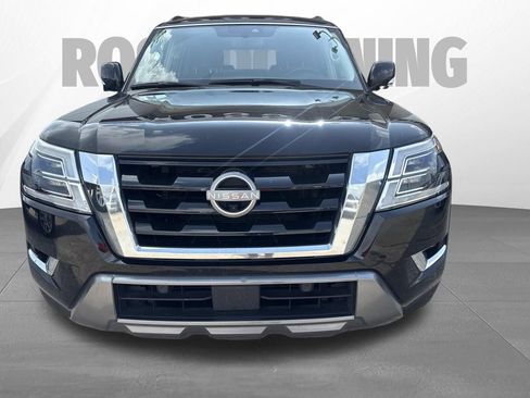 Used 2022 Nissan Armada SL w/ Captain's Chairs Package RWD image 2