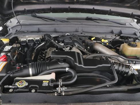 Used 2013 Ford F250 Lariat w/ Lariat Interior Pkg image 15