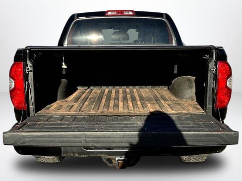 Used 2018 Toyota Tundra SR5 image 7