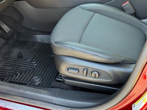 Used 2023 Buick Encore GX Preferred w/ Cold Weather Comfort Package image 7