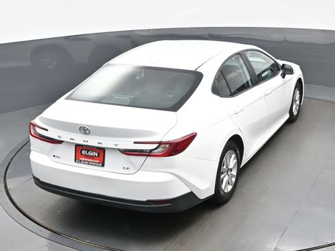 Used 2025 Toyota Camry LE FWD image 40