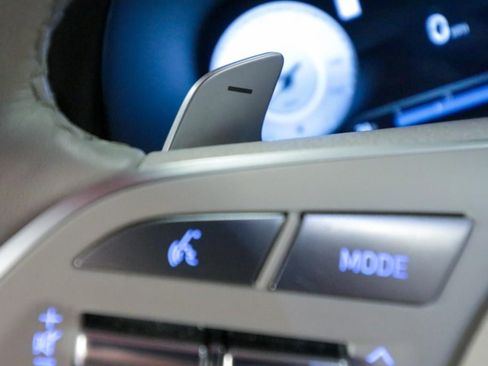 Used 2025 Hyundai Palisade Calligraphy image 25