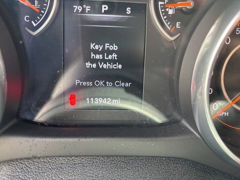 Used 2018 Jeep Wrangler Unlimited Sport S image 7