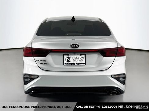 Used 2021 Kia Forte LXS FWD image 6