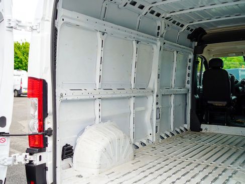 Used 2023 RAM ProMaster 2500 FWD image 13