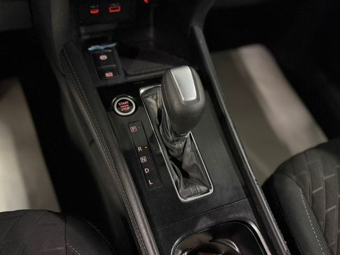 Used 2022 Nissan Kicks SV FWD image 20