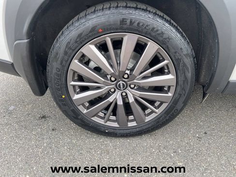 Certified 2023 Nissan Pathfinder SL w/ SL Premium Package AWD/4WD image 30