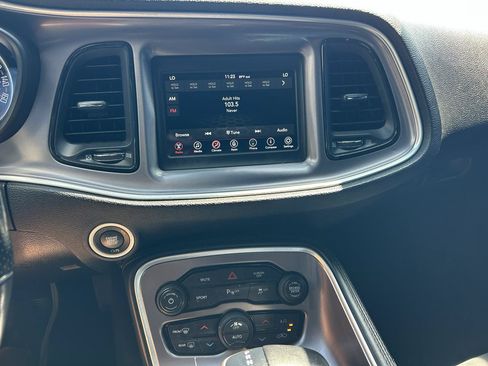 Used 2022 Dodge Challenger GT RWD image 4