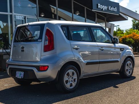 Used 2012 Kia Soul FWD image 7