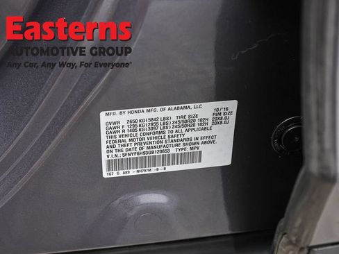 Used 2016 Honda Pilot Touring image 39