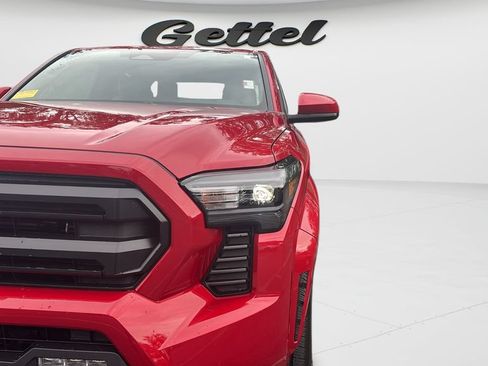 Used 2026 Toyota Tacoma SR5 RWD image 13