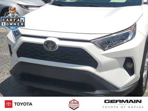 Used 2020 Toyota RAV4 XLE AWD/4WD image 14