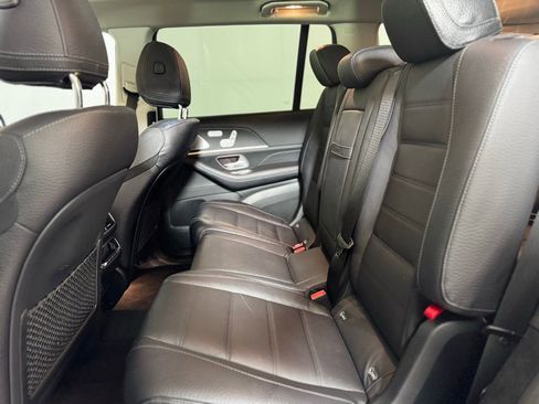 Used 2023 Mercedes-Benz GLS 450 4MATIC image 19