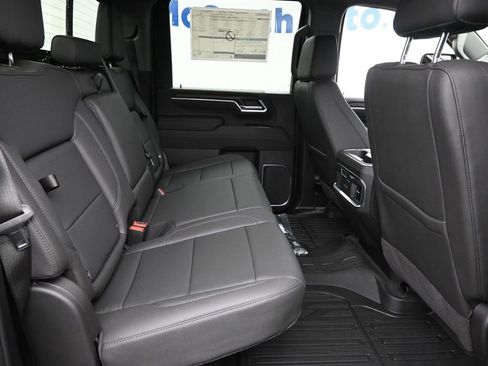 New 2026 GMC Sierra 2500 SLT w/ SLT Convenience Package image 9