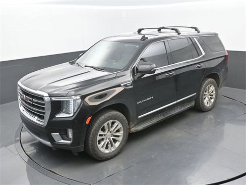 Used 2021 GMC Yukon SLT w/ SLT Premium Package image 16
