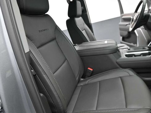 New 2026 GMC Sierra 2500 Denali AWD/4WD image 19