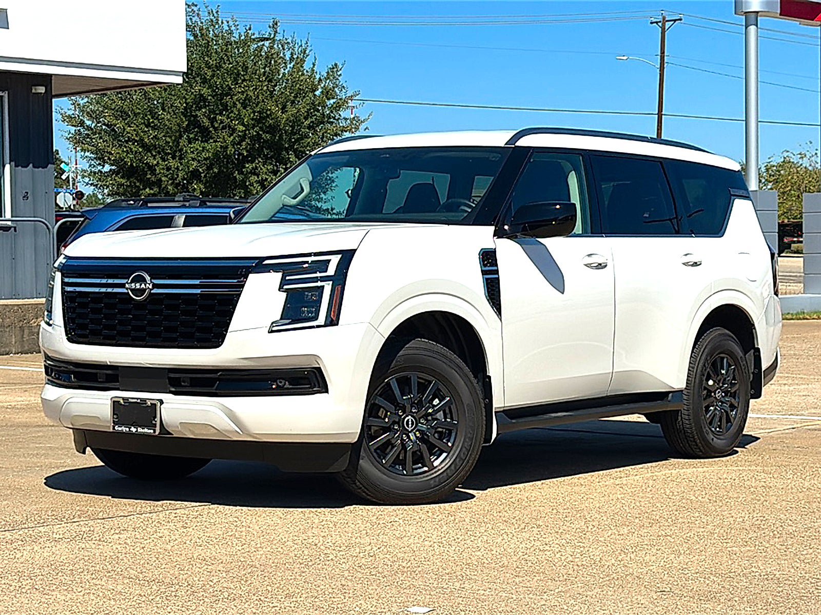 Used 2026 Nissan Armada SV RWD image 2