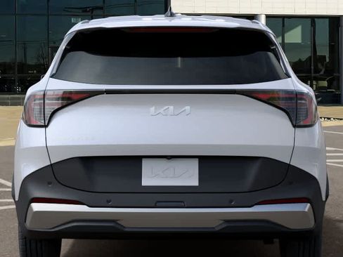 New 2026 Kia Sportage LX w/ LX Convenience Package FWD image 13