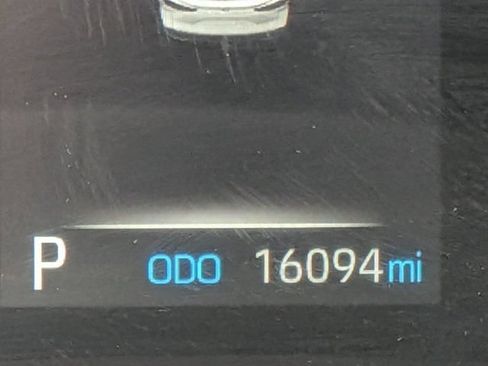 Used 2021 Toyota Sienna LE FWD image 24