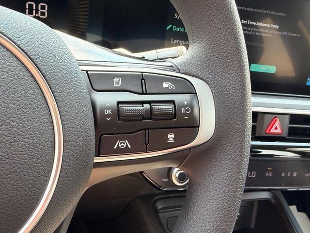 New 2026 Kia K5 LXS FWD image 17
