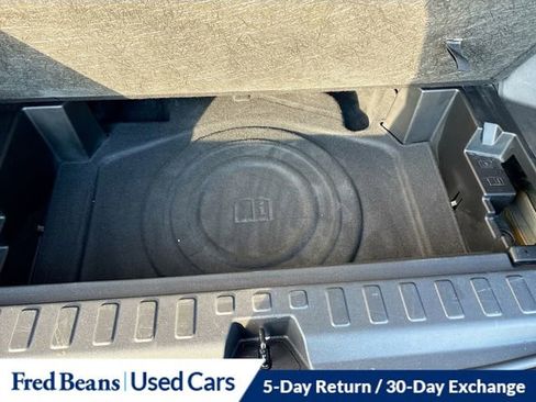 Used 2022 Chevrolet Equinox LT w/ Driver Convenience Package image 37