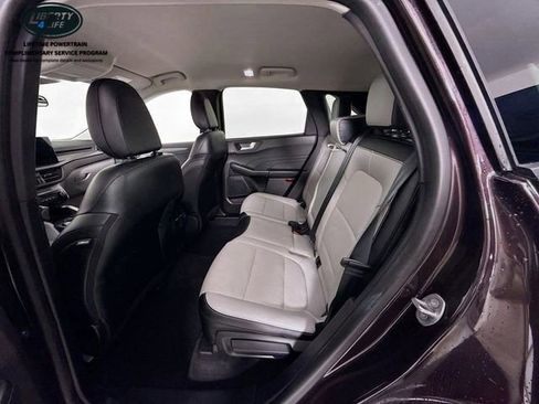 Used 2023 Ford Escape SE image 25