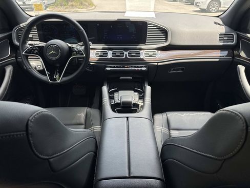 Used 2025 Mercedes-Benz GLE 350 4MATIC image 16
