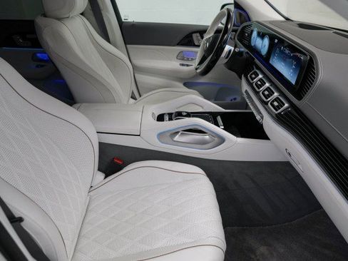 Used 2024 Mercedes-Benz Maybach GLS 600 GLS Maybach GLS 600 image 23