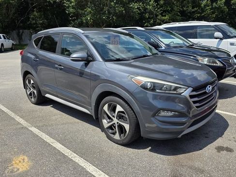 Used 2017 Hyundai Tucson Sport FWD image 1