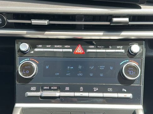 Used 2026 Hyundai Santa Fe SEL AWD/4WD image 26