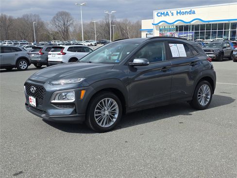 Used 2020 Hyundai Kona SEL image 2