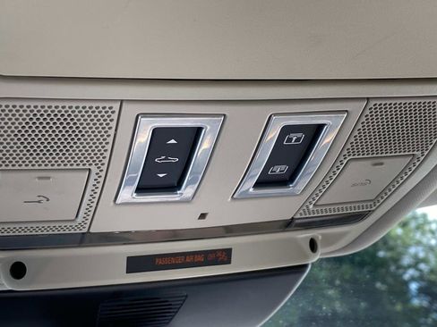 Used 2016 Jaguar XF Prestige image 31