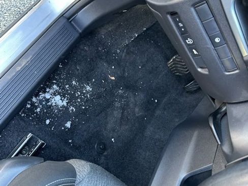 Used 2024 Nissan Rogue SV image 23