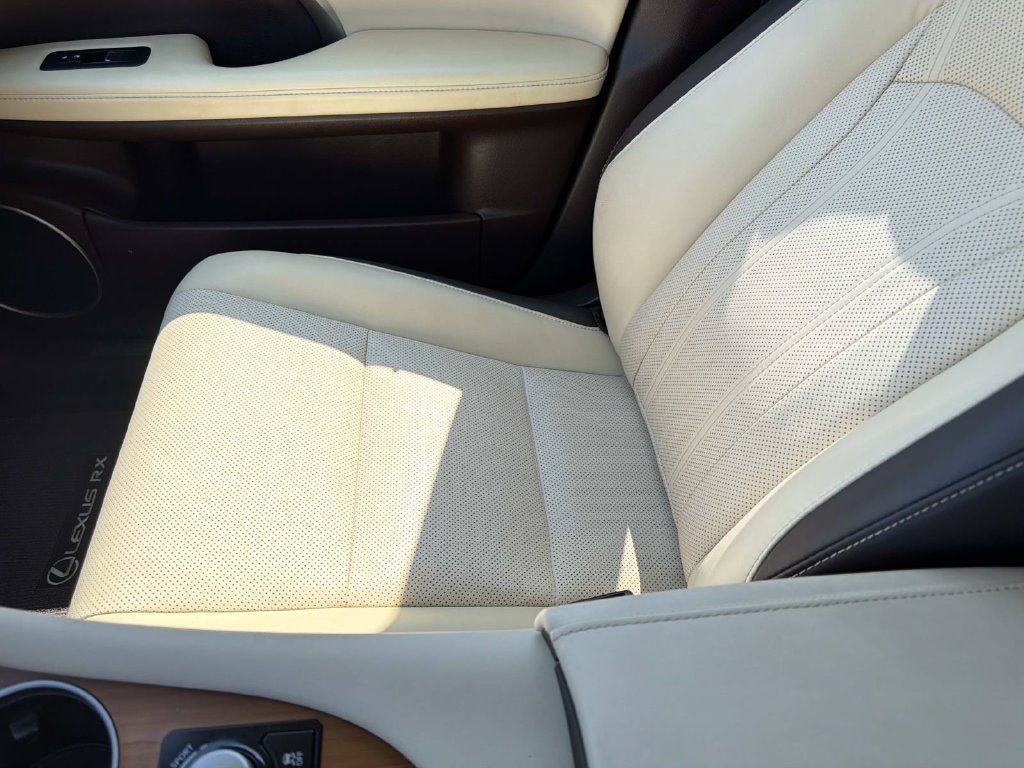Used 2019 Lexus RX 350 FWD w/ Navigation Package image 19