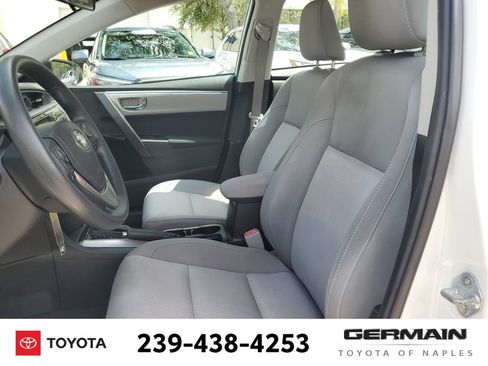 Used 2015 Toyota Corolla LE FWD image 19