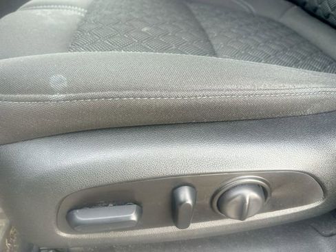 Used 2021 Chevrolet Blazer LT image 16