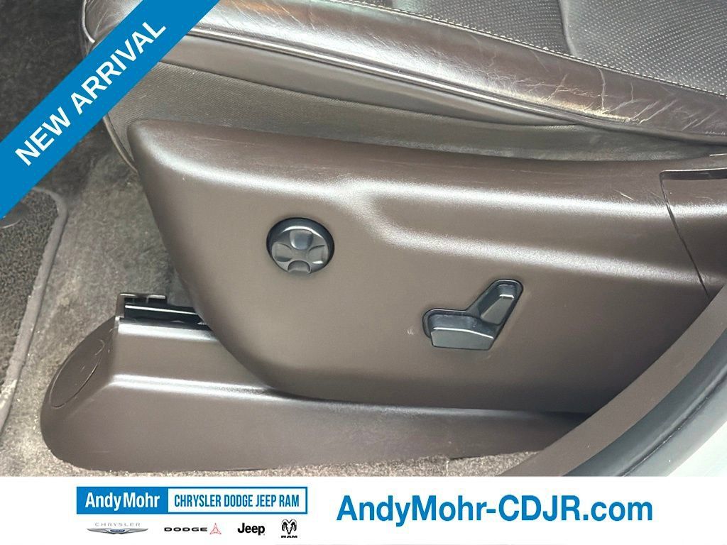 Used 2016 Jeep Grand Cherokee Summit AWD/4WD image 15