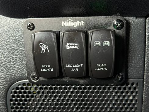 Used 2016 Jeep Wrangler Unlimited Sport w/ Quick Order Package 23S AWD/4WD image 24