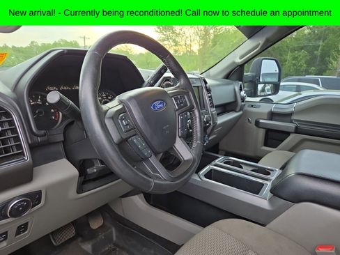 Used 2019 Ford F150 XLT w/ Equipment Group 302A Luxury image 12