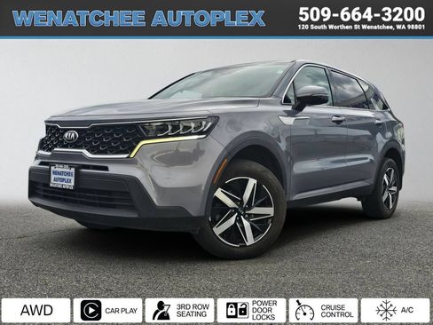 Used 2021 Kia Sorento LX AWD/4WD image 1