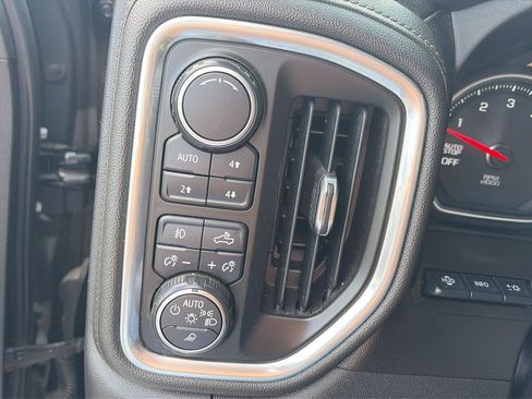 Used 2019 Chevrolet Silverado 1500 High Country w/ Technology Package AWD/4WD image 37