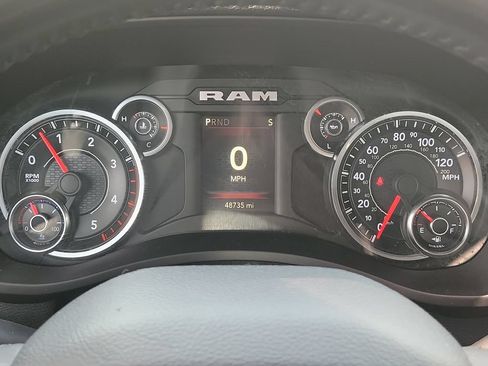 Used 2020 RAM 2500 Big Horn w/ Level 1 Equipment Group AWD/4WD image 17