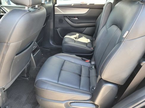 Used 2024 MAZDA CX-90 Plug-In Hybrid w/ Preferred AWD/4WD image 11