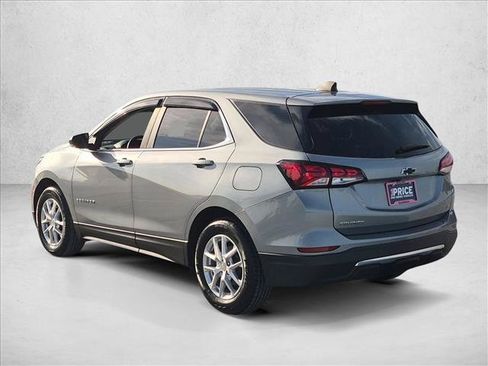 Used 2024 Chevrolet Equinox LT FWD image 8