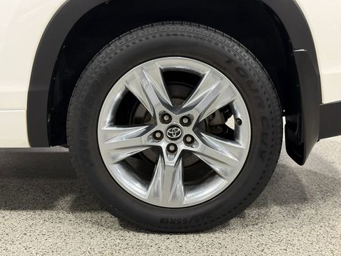 Used 2018 Toyota Highlander Limited AWD/4WD image 74